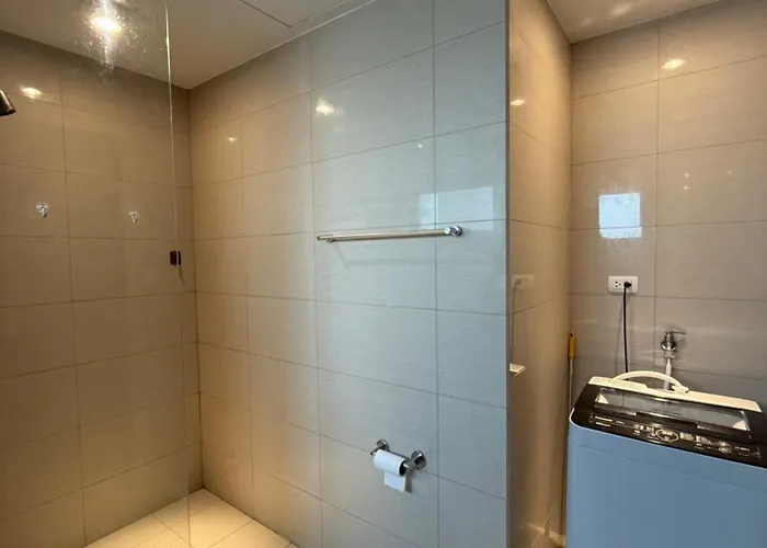 Spacious 1br With Seaview & Pool View Near Okada, Moa & Airport Apartamento