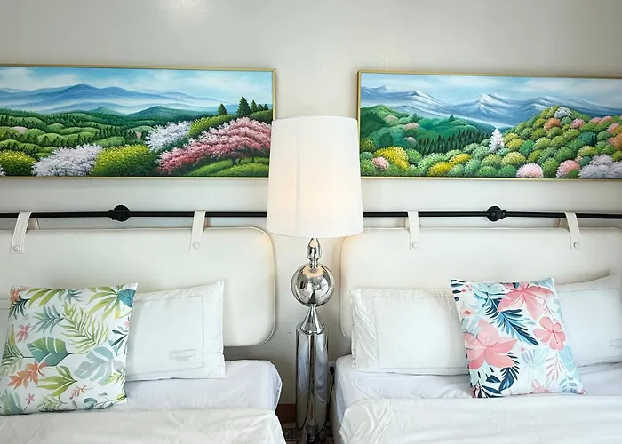 Spacious 1br With Seaview & Pool View Near Okada, Moa & Airport Apartamento *